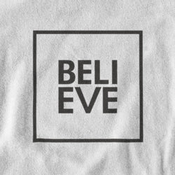 T-SHIRT UNISEXE BELIEVE (blanc) – IONKS N2